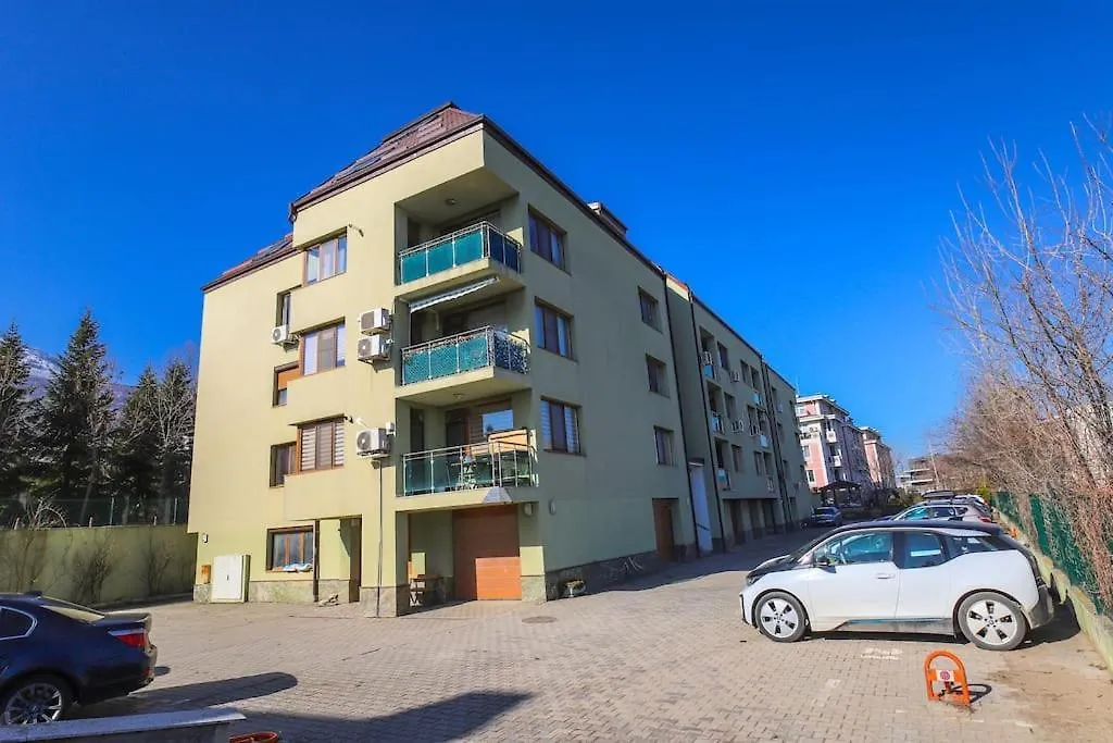 20% Discount! 2 Bedroom Apartment Vitosha View Sofia 0*,